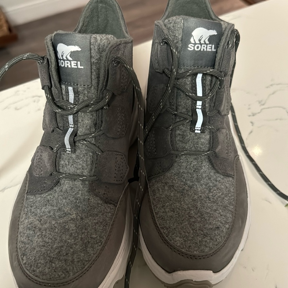 Sorel kinetic break thru caribou waterproof boots